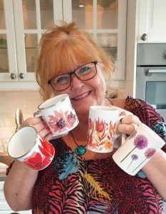 nya muggar med tryck från Skaparverkstan